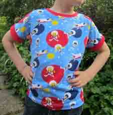 ”cut-on-sleeve-tee”